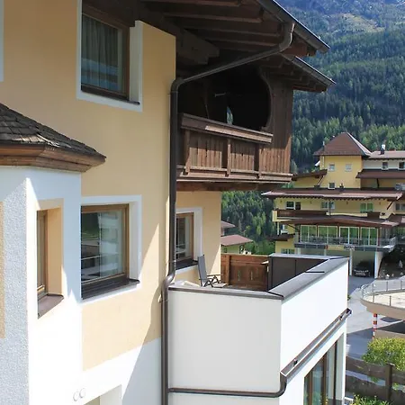 A Casa Juwel Apartment Solden Exterior photo